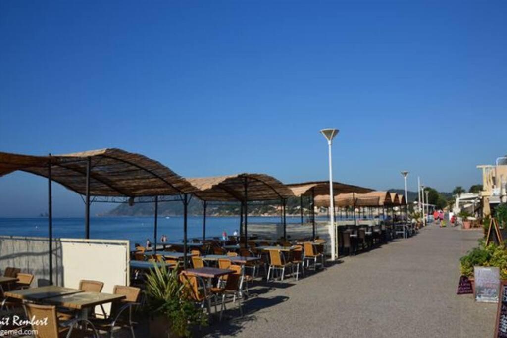 Grande Maison De Ville Atypique - 4 Nuits Mini La Seyne-sur-Mer Ngoại thất bức ảnh