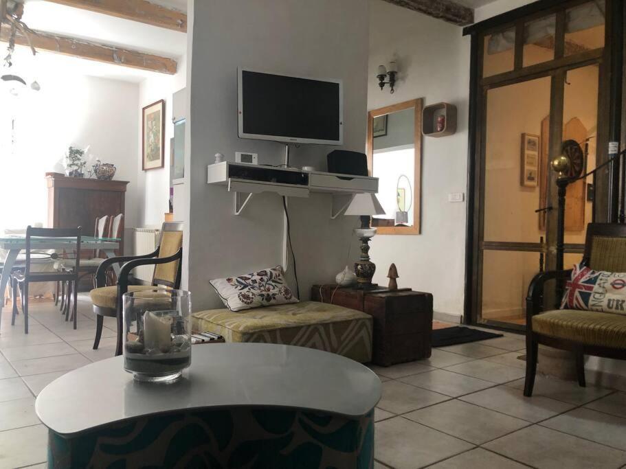 Grande Maison De Ville Atypique - 4 Nuits Mini La Seyne-sur-Mer Ngoại thất bức ảnh
